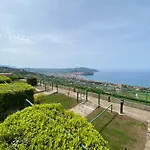 Le Terrazze 아파트호텔 아그로폴리
