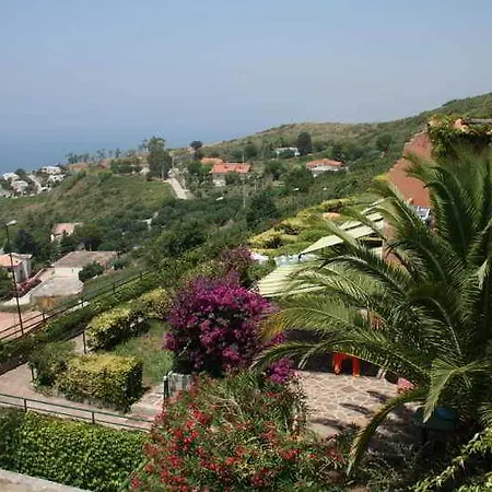 Le Terrazze 3*