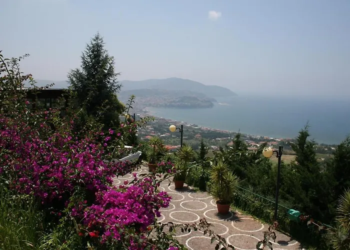 Le Terrazze Апарт-отель 3*